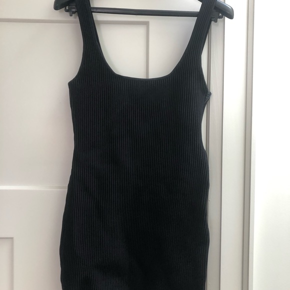 Black princess polly body con dress with ribs - Picture 3 of 3